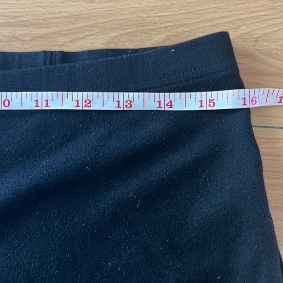 WHITE HOUSE BLACK MARKET CROPPED PEDAL PUSHERS BLACK STRETCH CAPRI PANTS MEDIUM - Picture 7 of 10